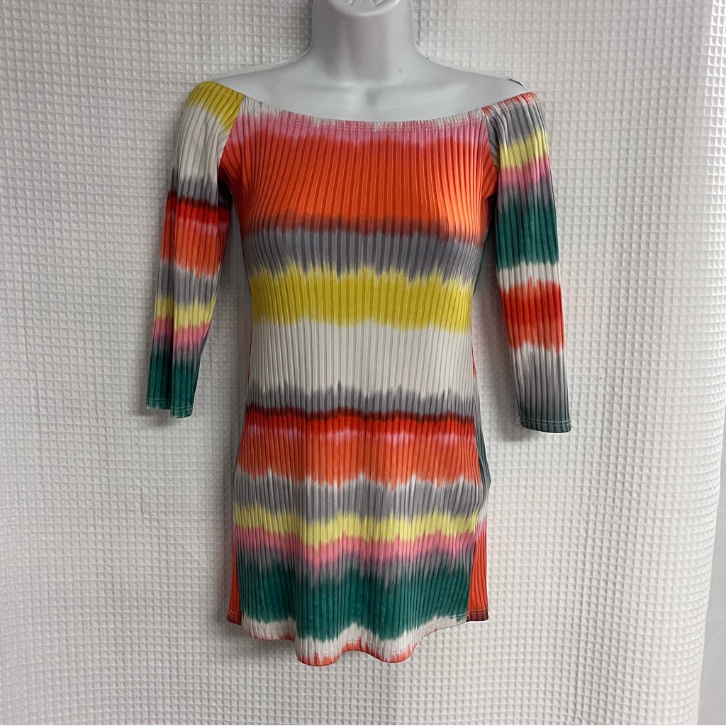 Goodtime Usa Ladies Colorful Off-Shoulder Dress Size Small
